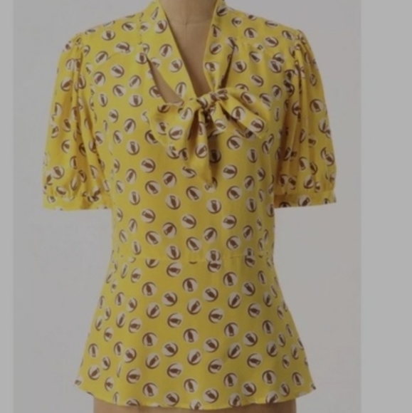 Anthropologie Tops - Anthropologie/girls from Savoy blouse